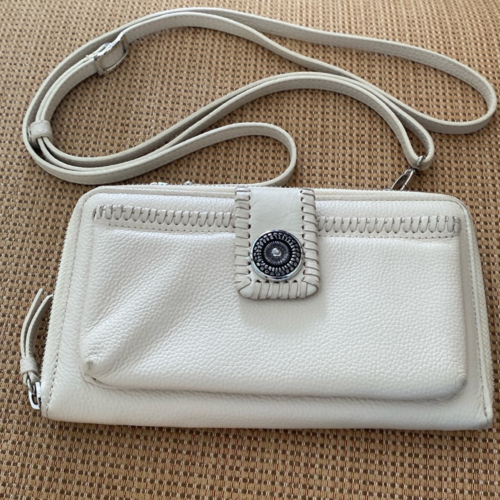 BRIGHTON TUNISIA Cream Leather Wallet/Crossbody Organizer